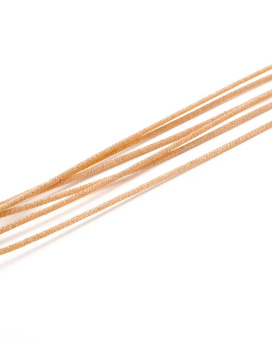 Spaghettone Spaghettoni Pasta Testa Macinato Pietra Biologico Grano Saragolla Molise Italia Selezione Regalo Natale Dettaglio