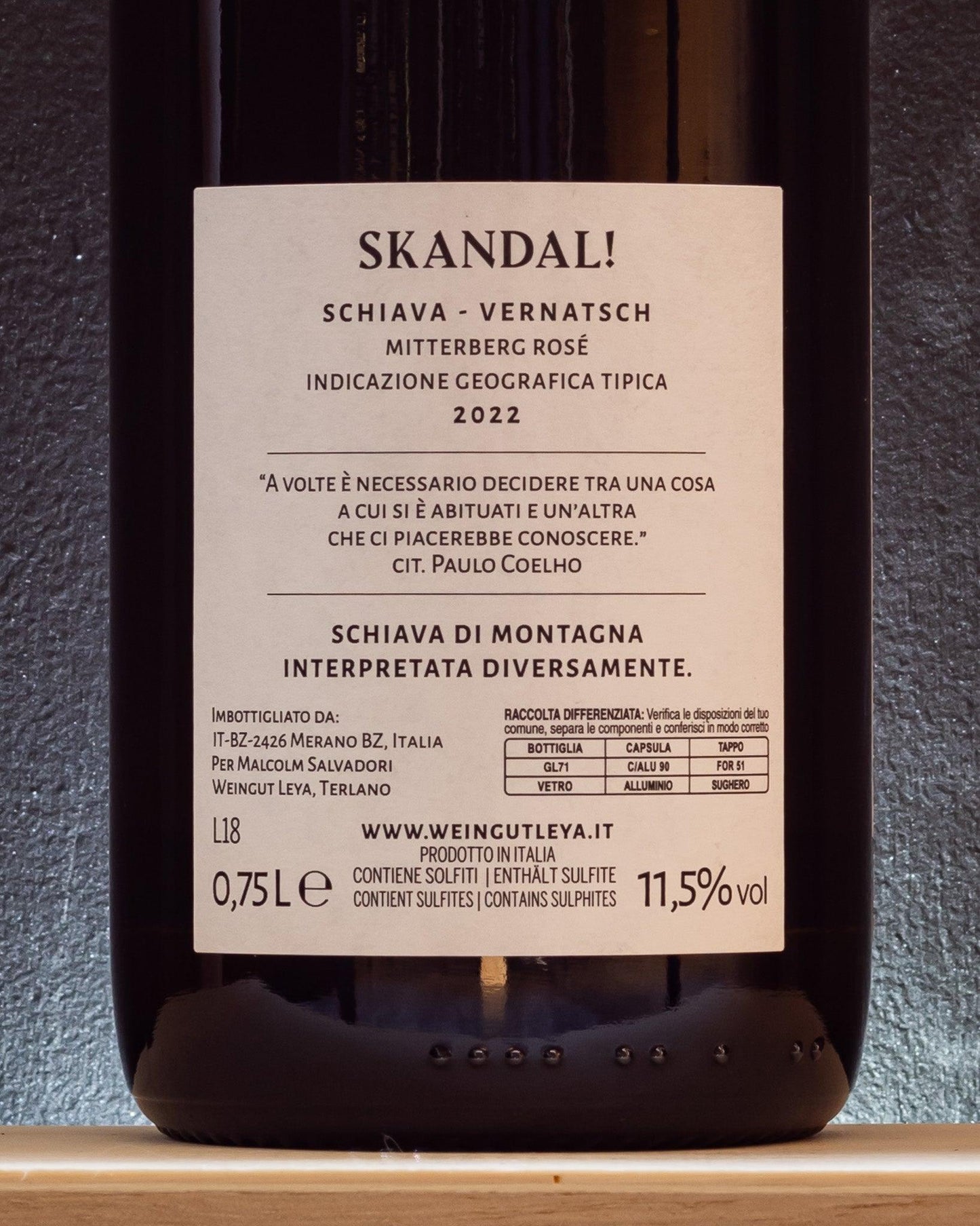 leya weingut skandal schiava alto adige italia rosato retro etichetta