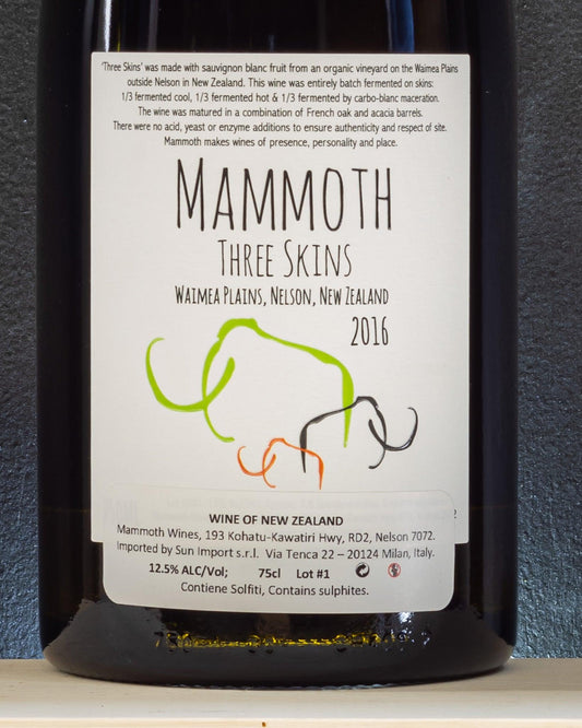 mammoth sauvignon blanc threee skins nuova zelanda retro etichetta