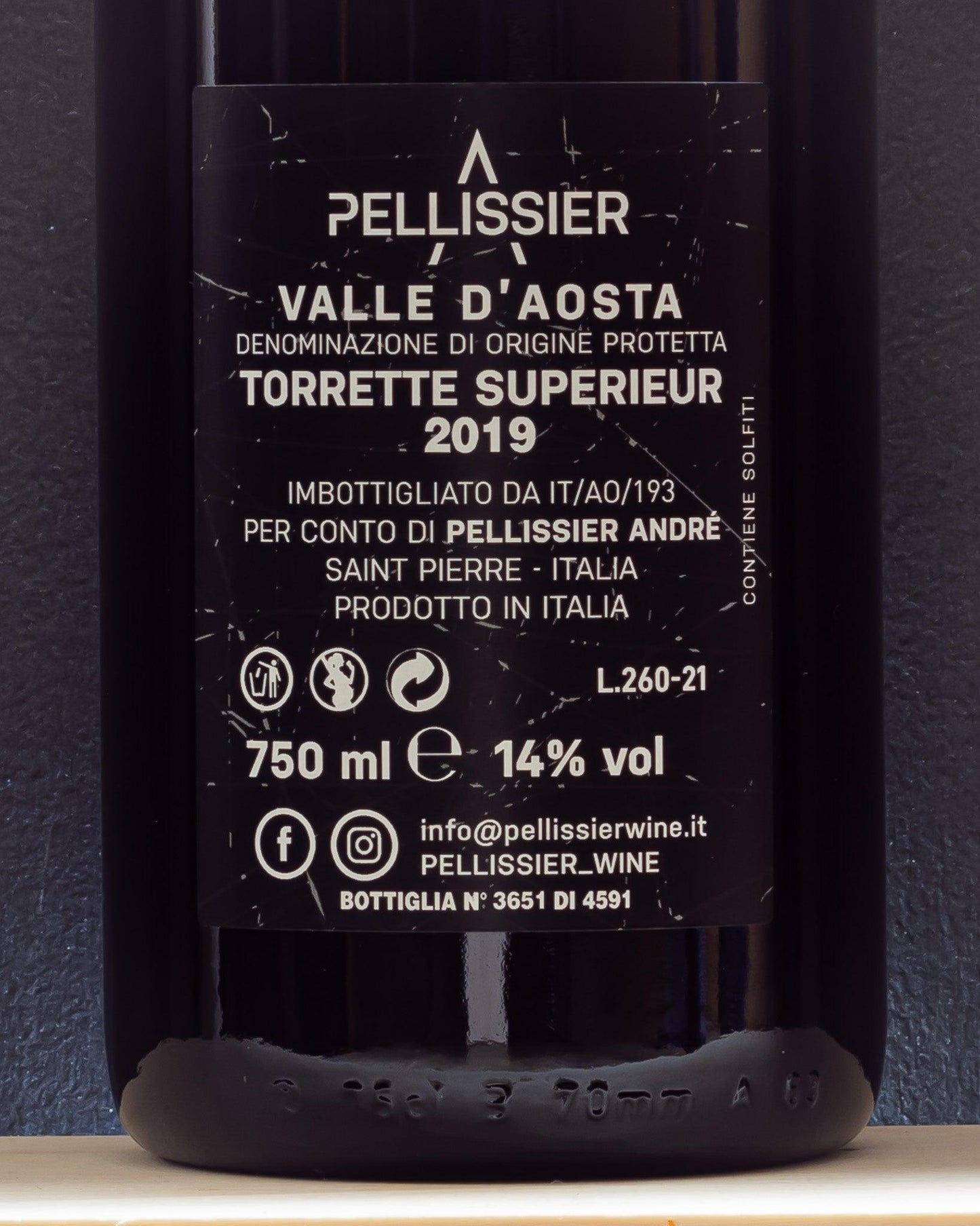 pellissier andre valle d'aosta torrette superiore petit rouge fumin syrah italia retro etichetta
