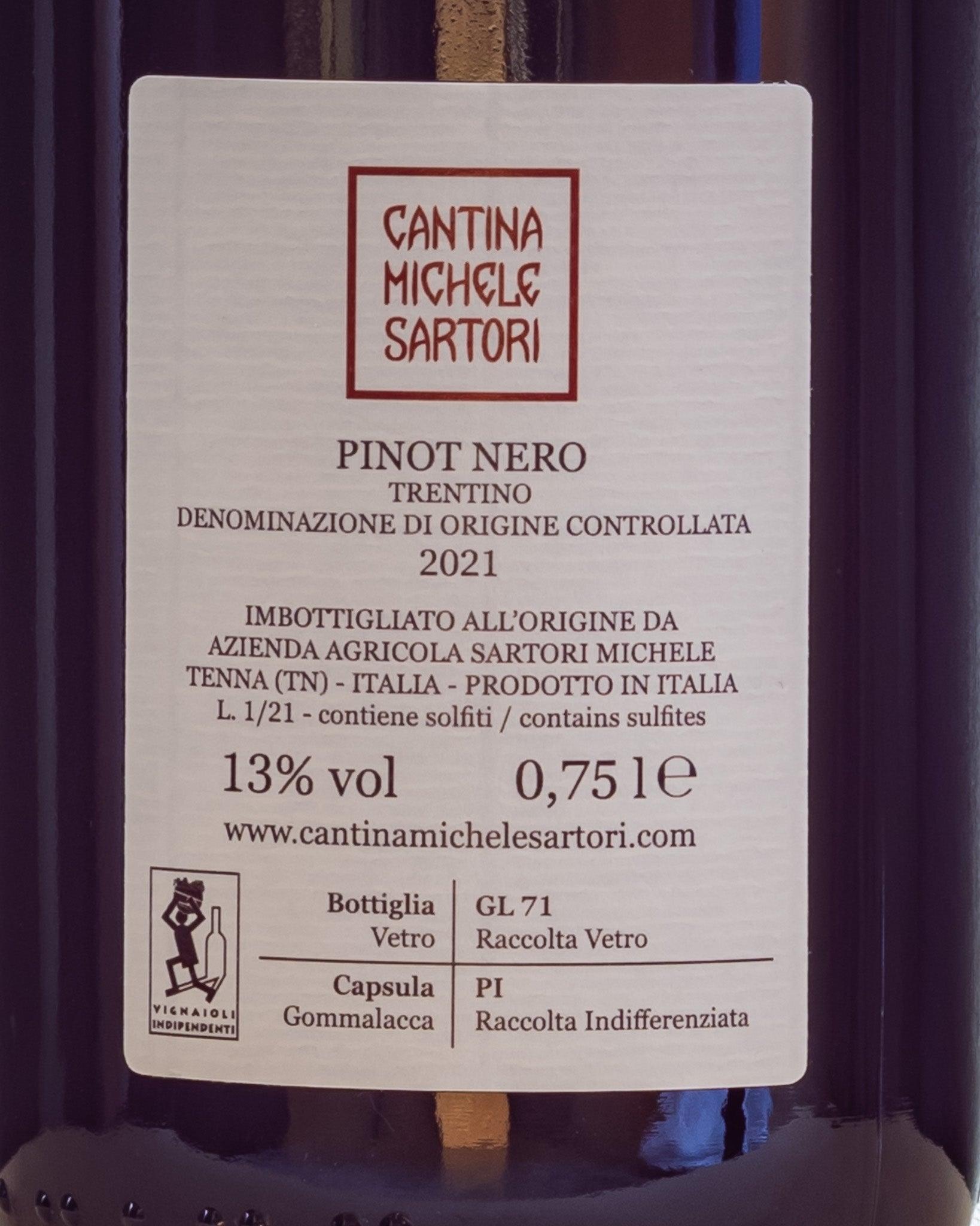pinot nero cantina michele sartori trentino retro etichetta