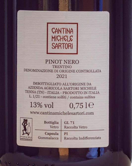 pinot nero cantina michele sartori trentino retro etichetta
