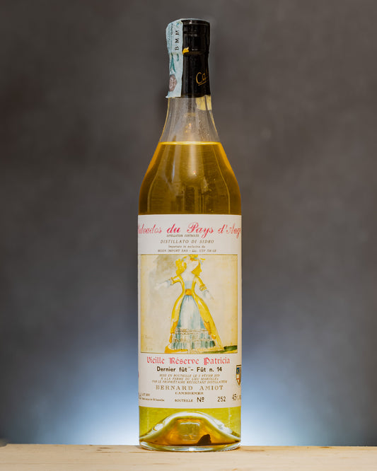 Bernard Amiot Calvados Pays Auge Vielle Reserve Patricia Distillato Mele Cambremer Normandia Francia Astucciato