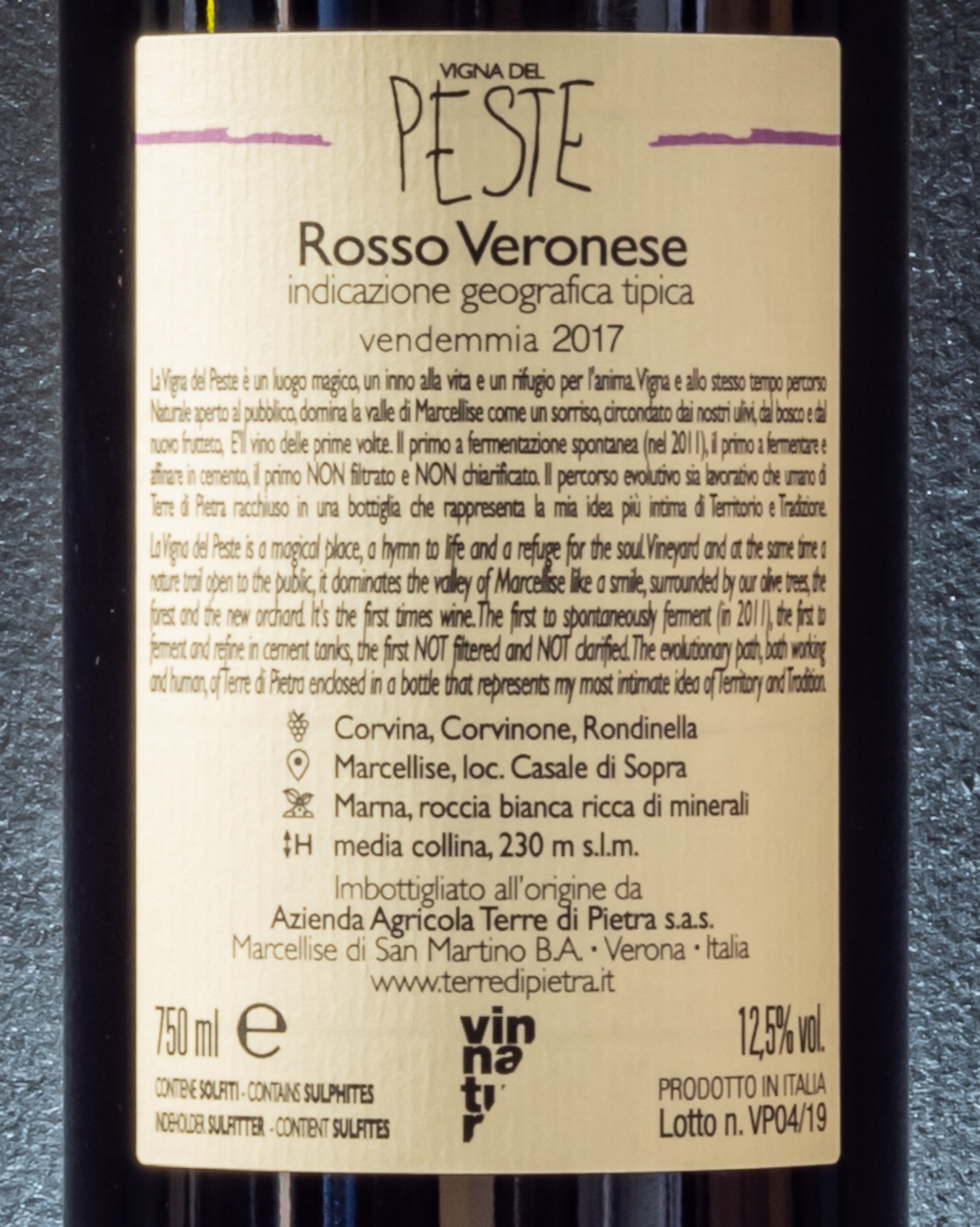 Terre Pietra Vigna Peste Rosso Veronese Valpolicella Corvina Corvinone Rondinella Vino Veneto italia 2017 Retro Etichetta