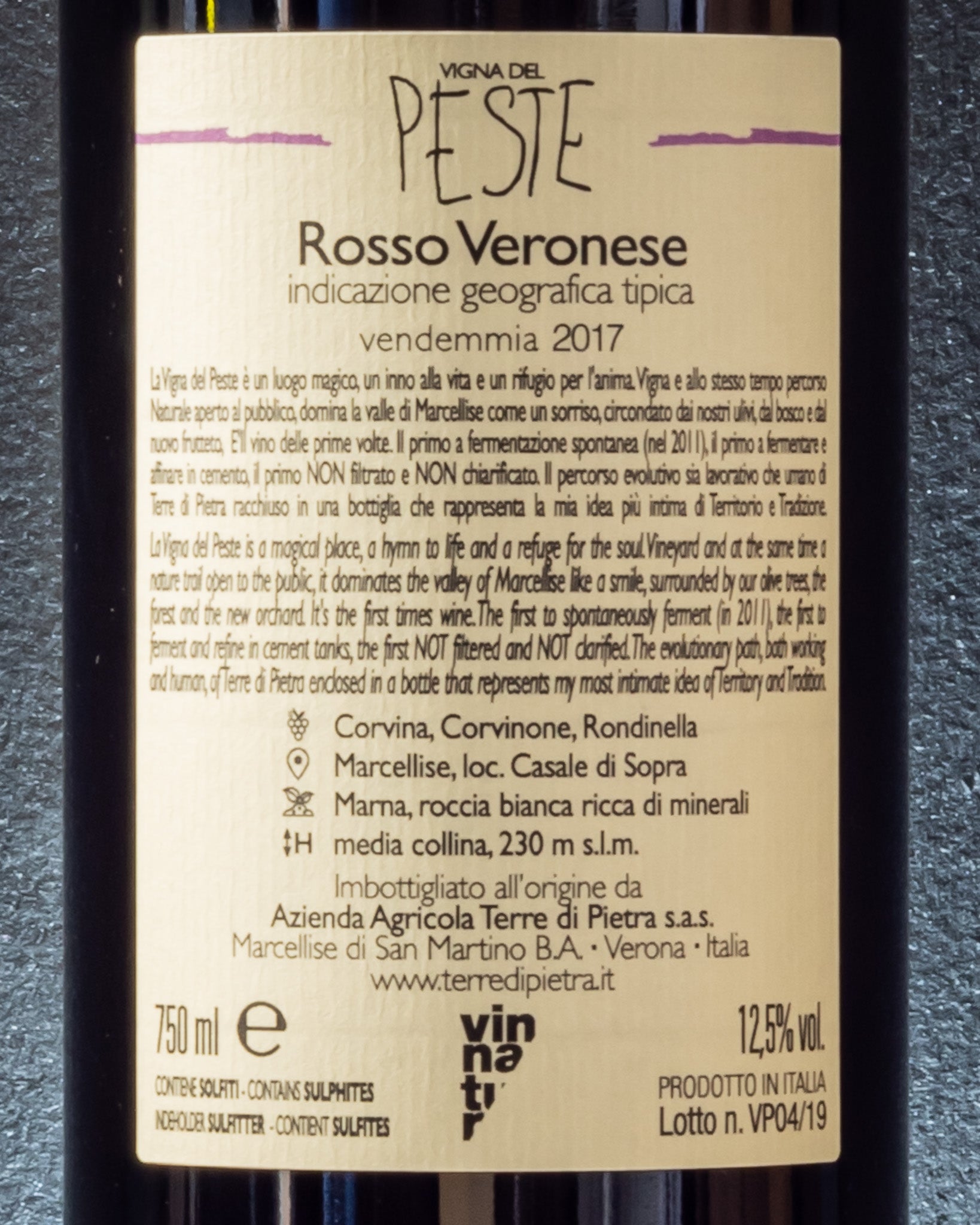 Terre Pietra Vigna Peste Rosso Veronese Valpolicella Corvina Corvinone Rondinella Vino Veneto italia 2017 Retro Etichetta