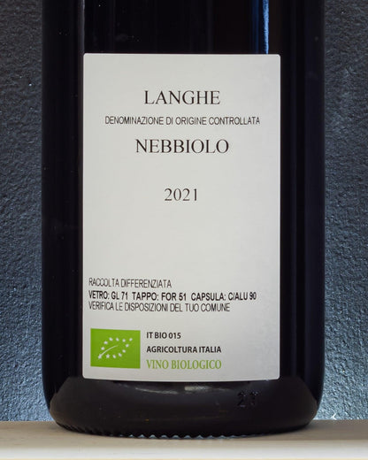 langhe nebbiolo nada retro etichetta