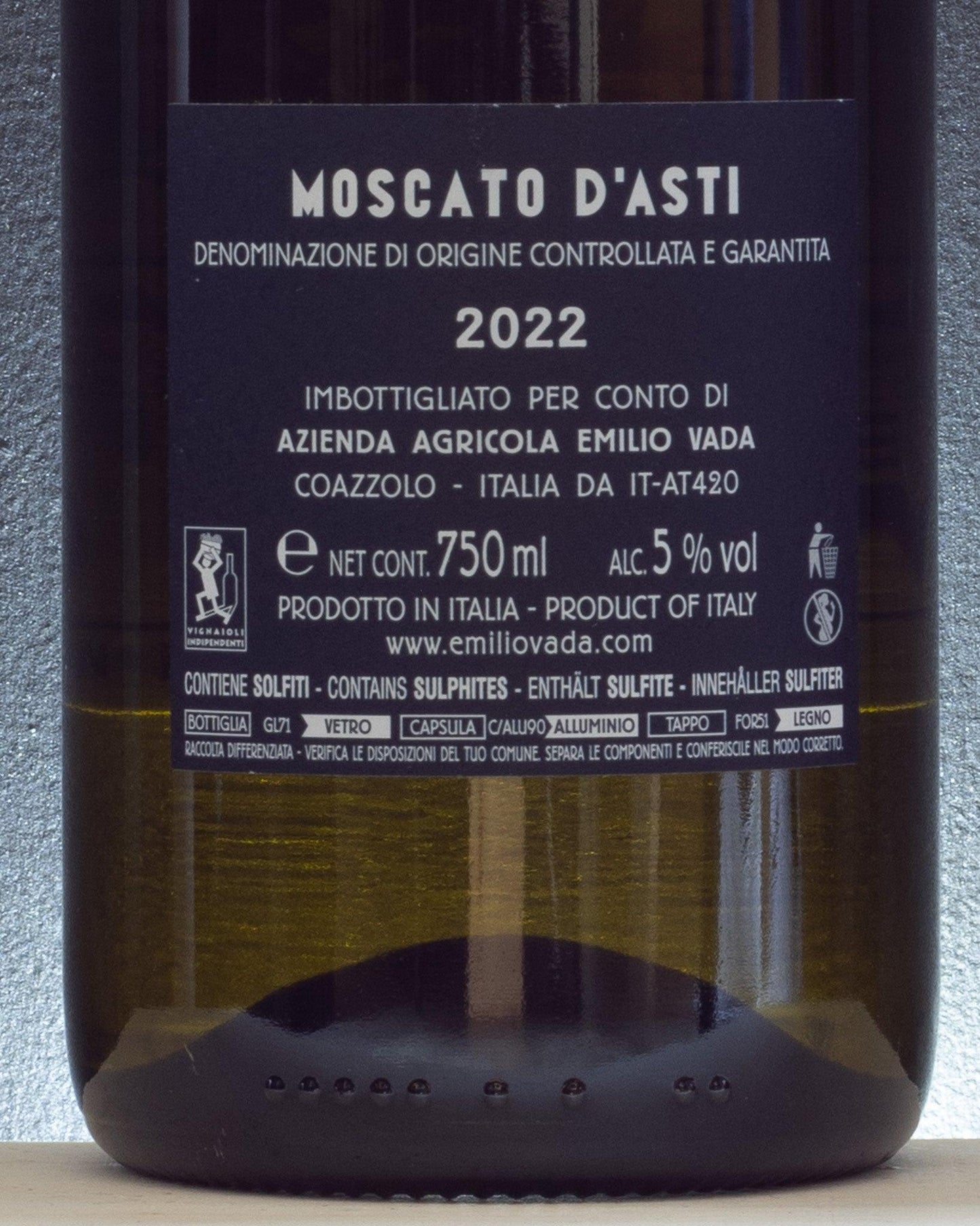 moscato d'asti emilio vada retro etichetta