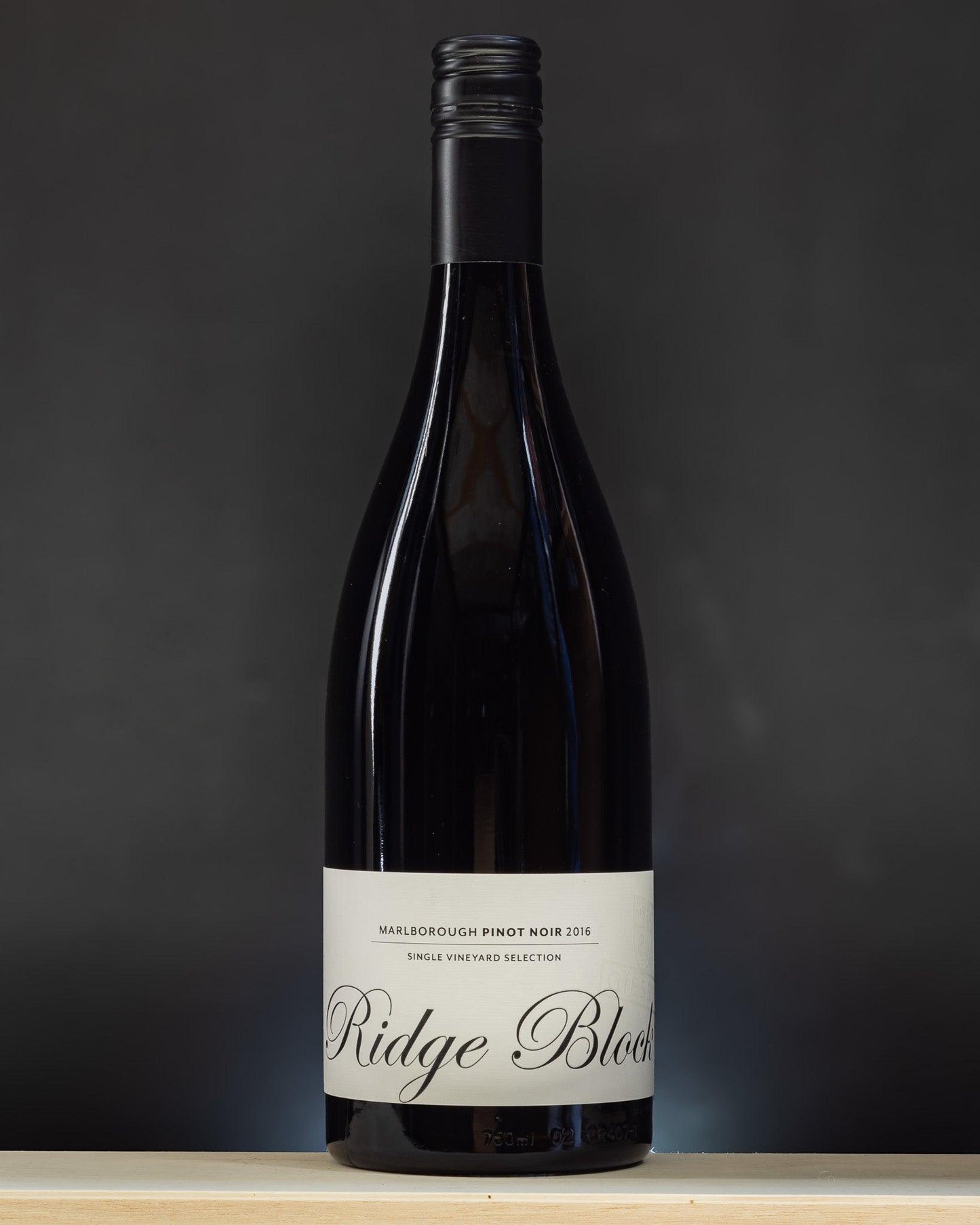 ridge block pinot noir giesen nuova zelanda